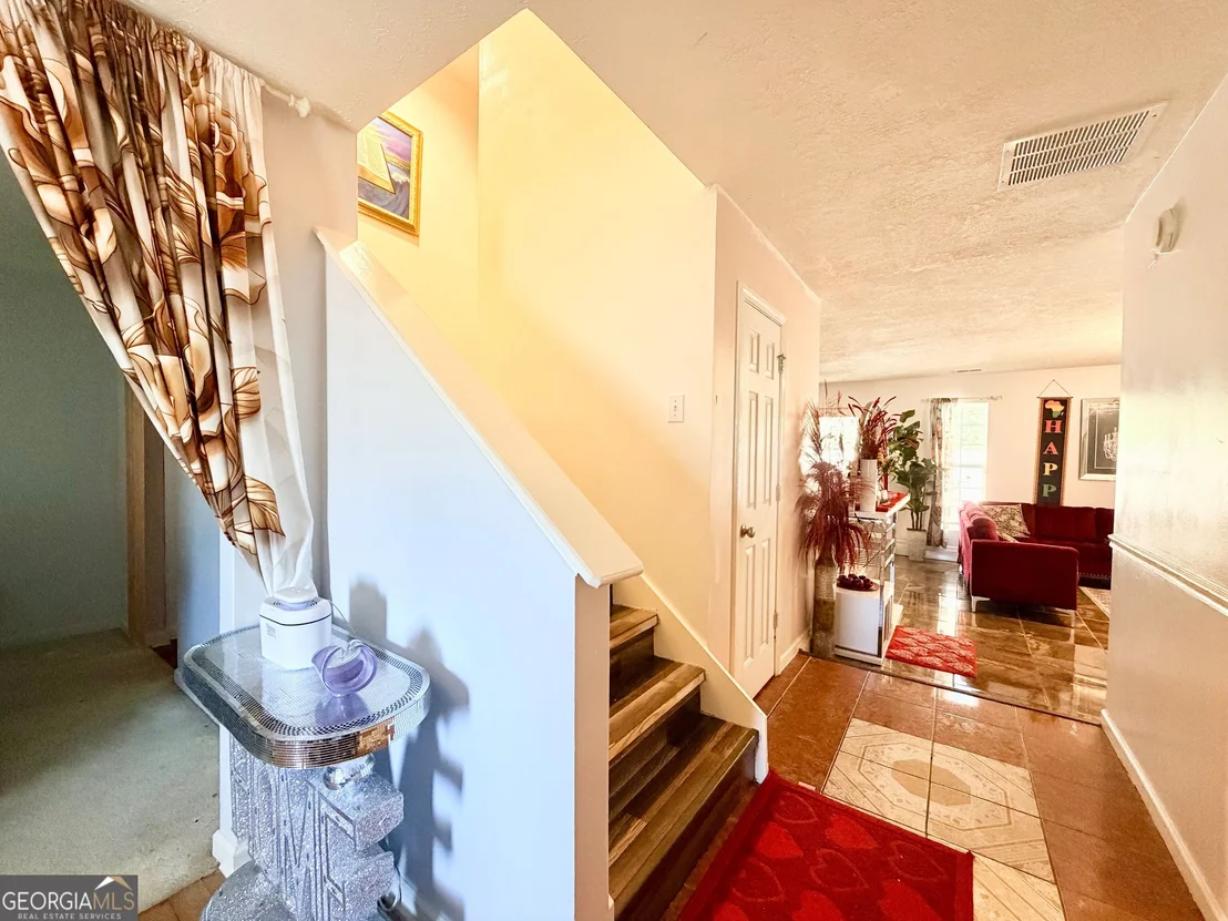 Photo of 7187 Walton Hill