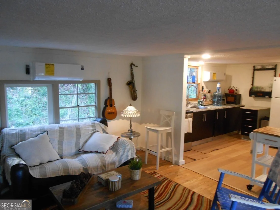 Photo of 136 Bowie Lane