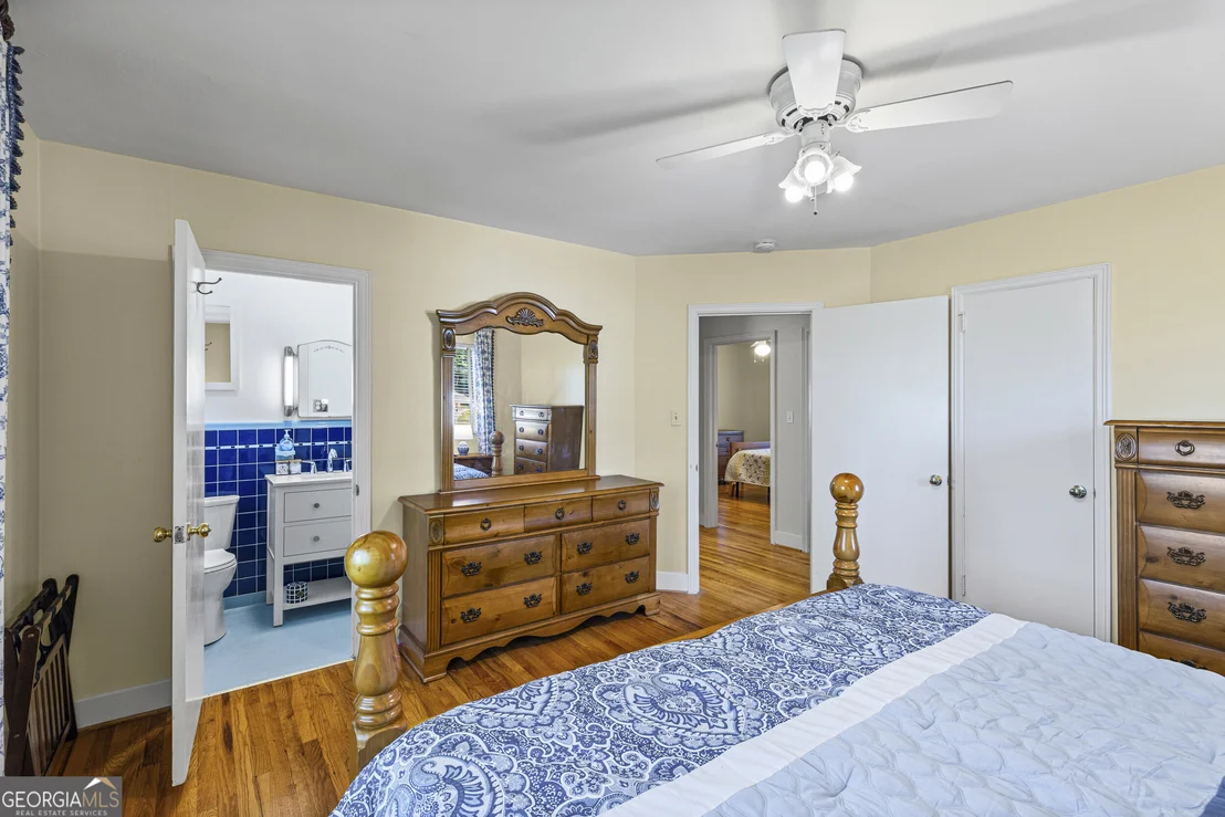 Photo of 2220 Edgewood Drive