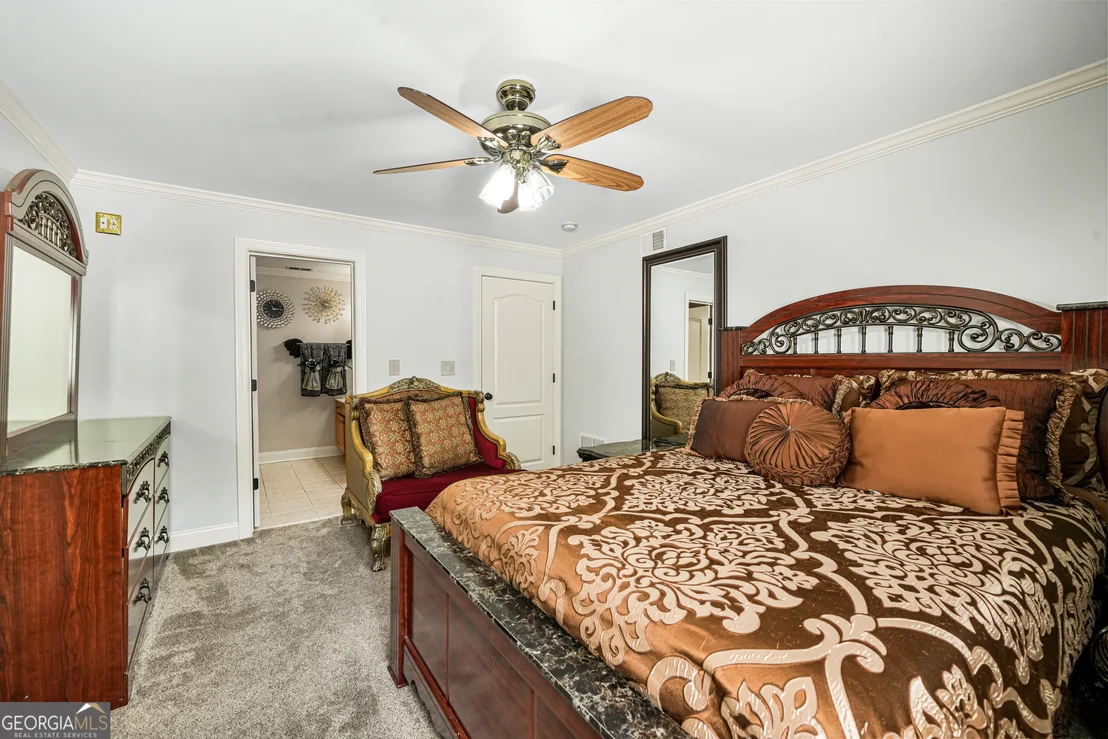 Photo of 990 Autumn Close