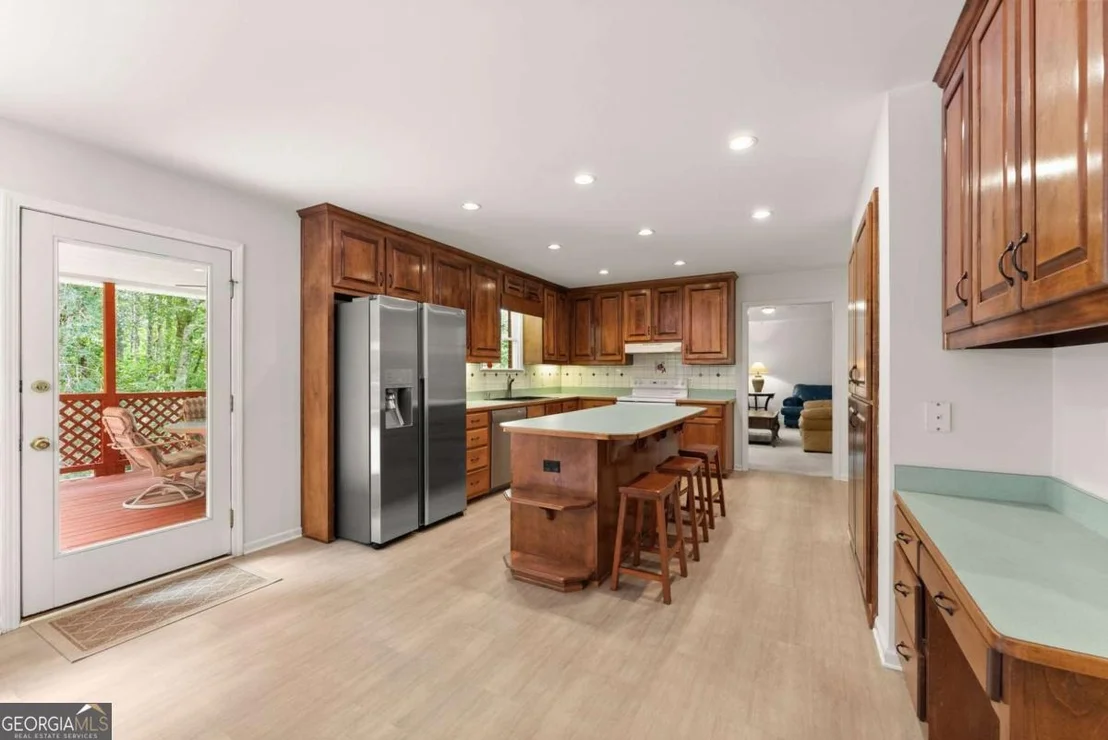 Photo of 2405 Brooks Road