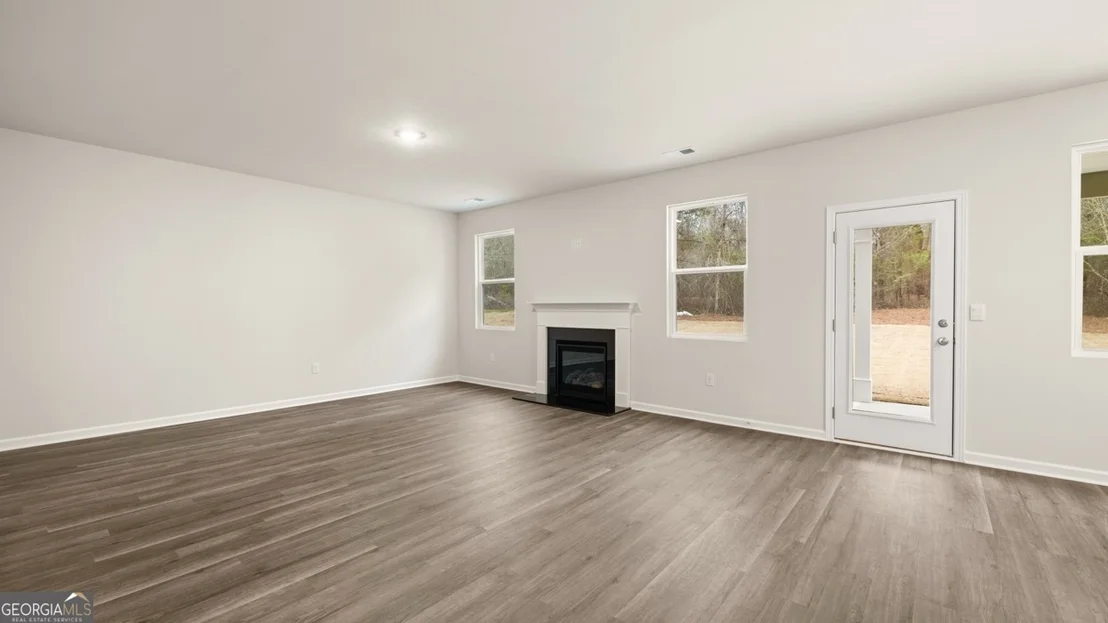 Photo of 497 Abbott Road