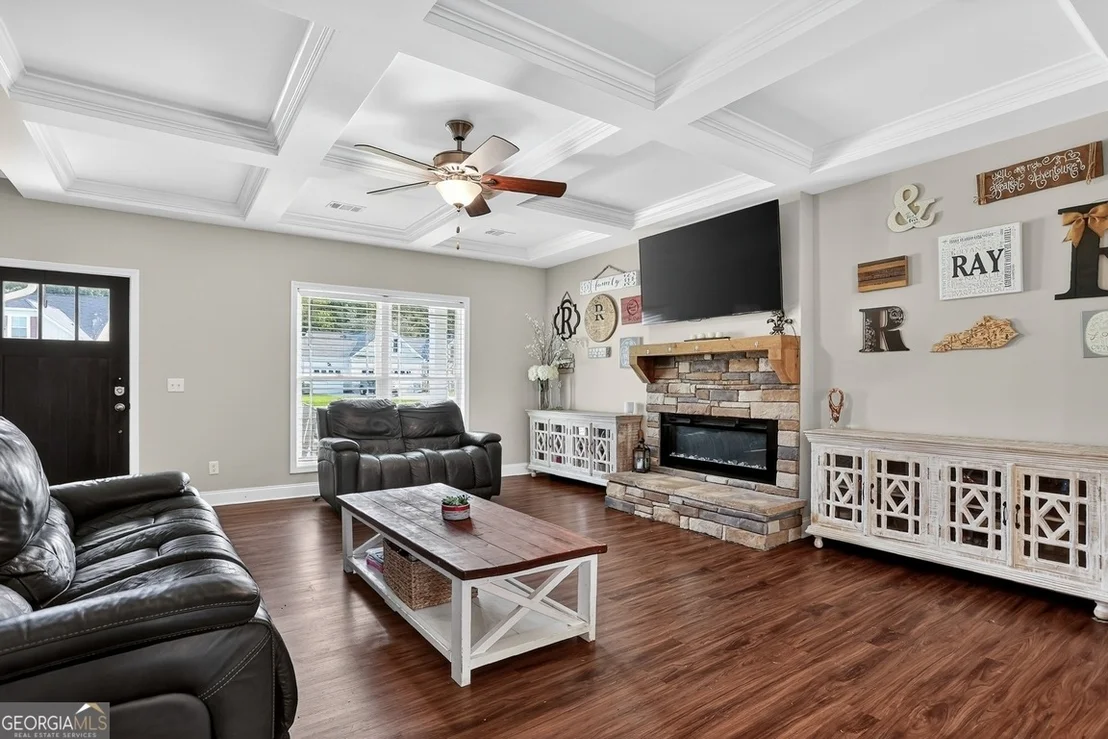 Photo of 119 Enclave Boulevard