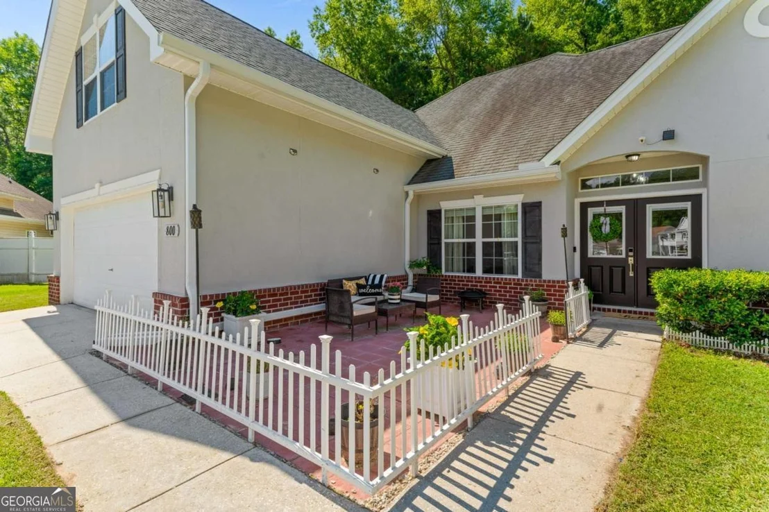 Photo of 800 Hyacinth Circle