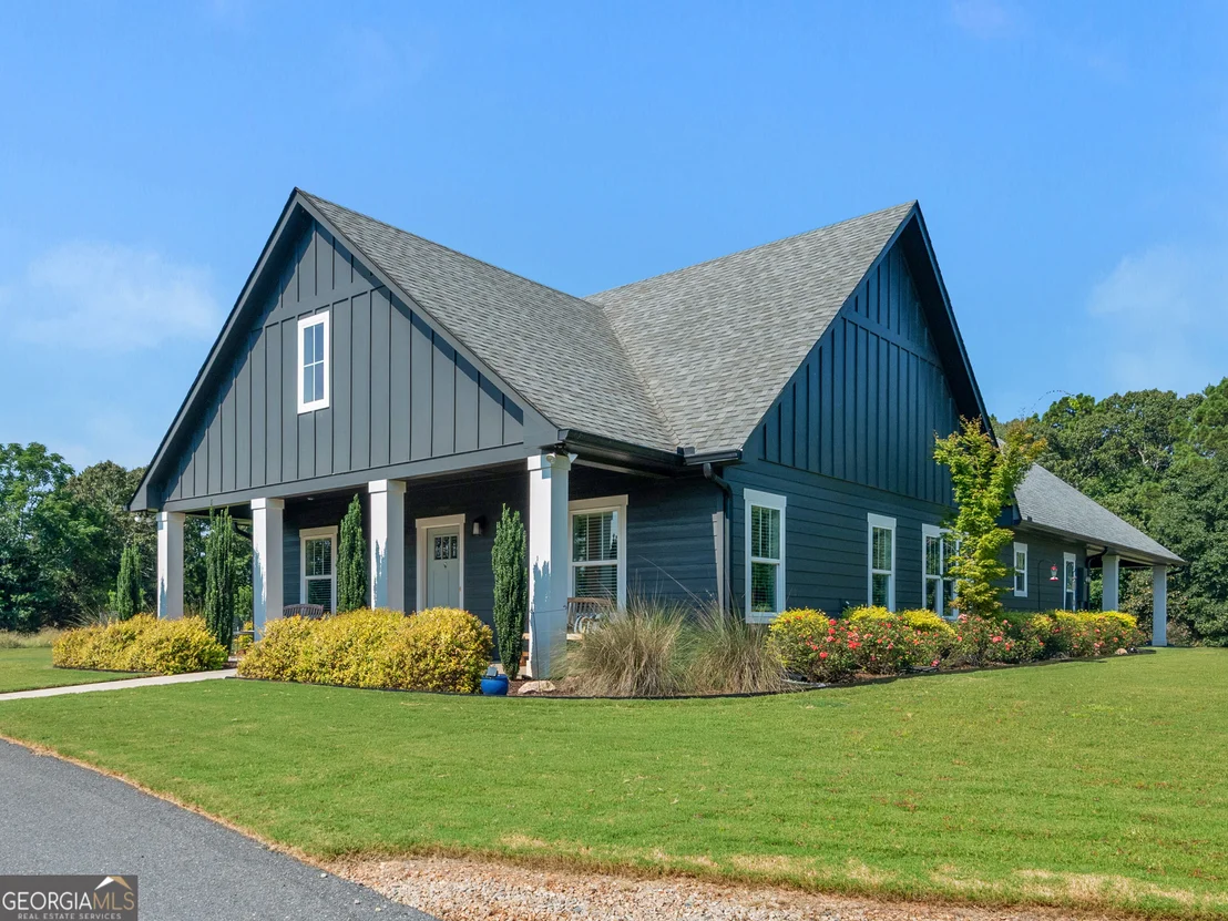 Photo of 300 Cook Road