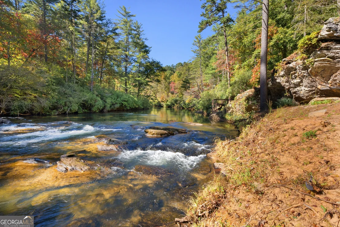 Photo of 505 River Ridge Road