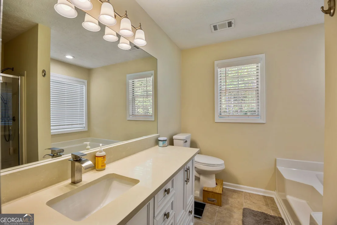 Photo of 469 Cedar Trail