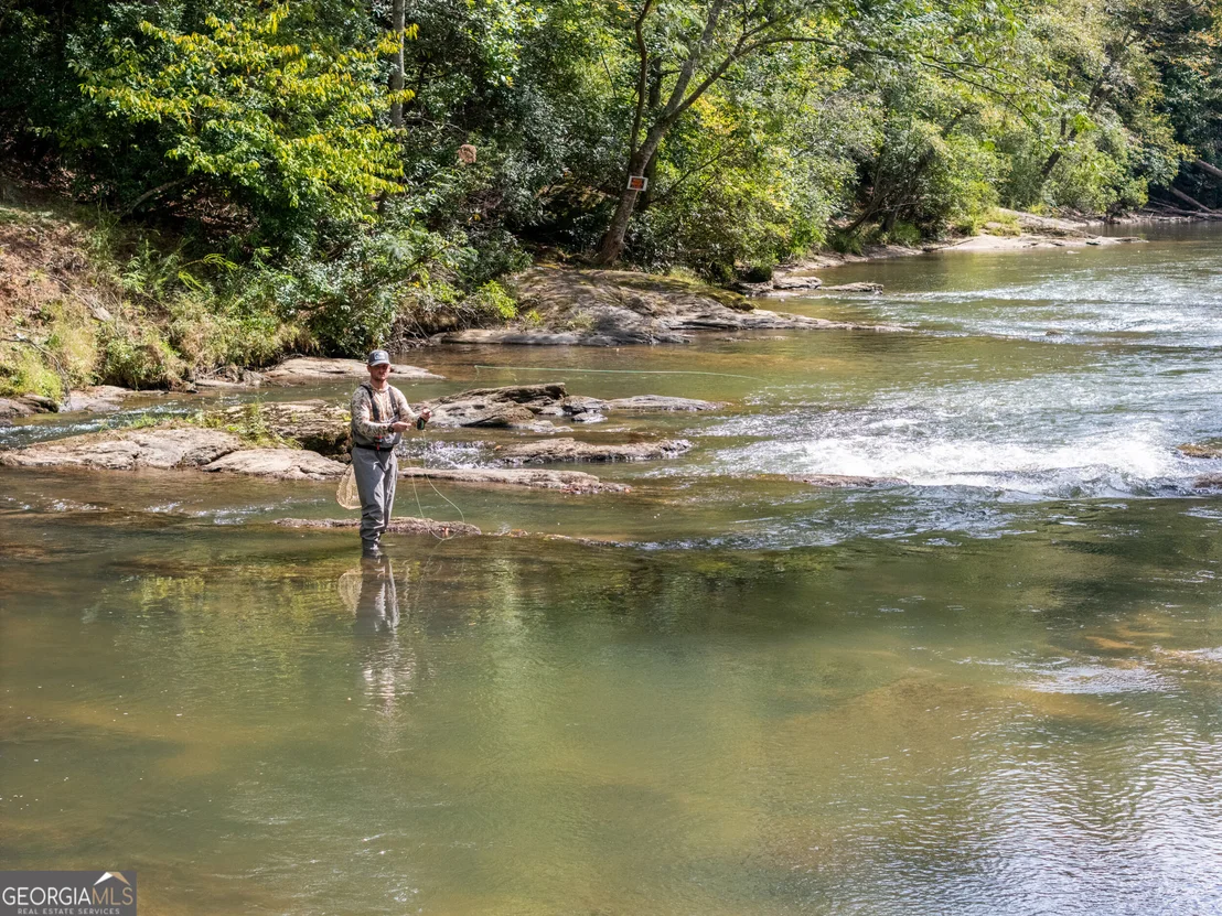 Photo of 505 River Ridge Road