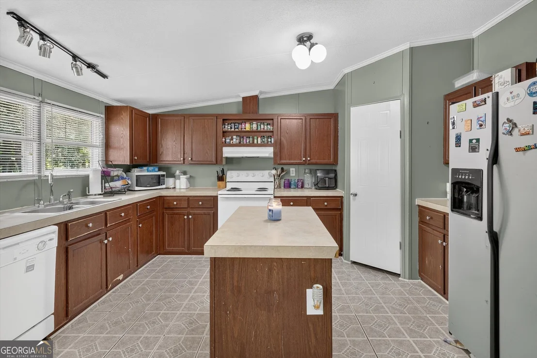Photo of 2224 Howard Alexander Road