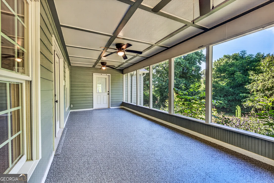 Photo of 1070 Cannon Bridge Road