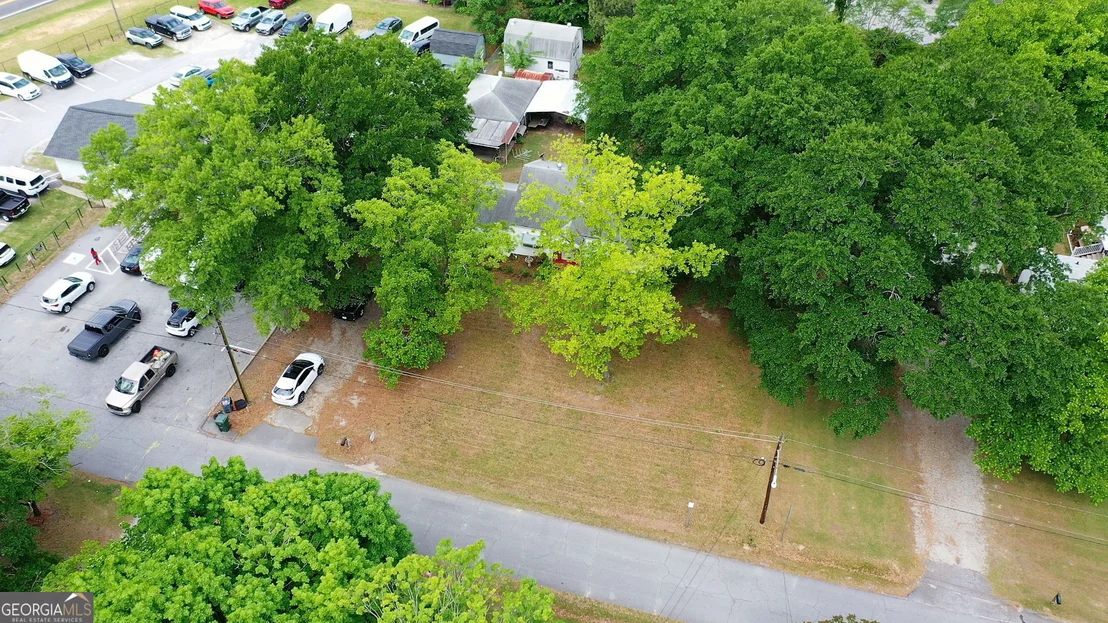 Photo of 982 Highland Circle SE