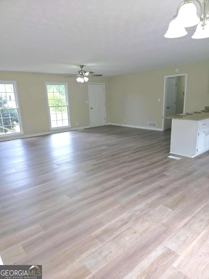 Photo of 177 Helen Drive NW