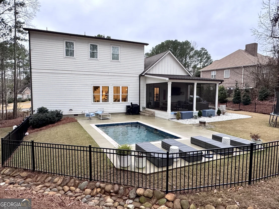 Photo of 318 Stonebridge Boulevard