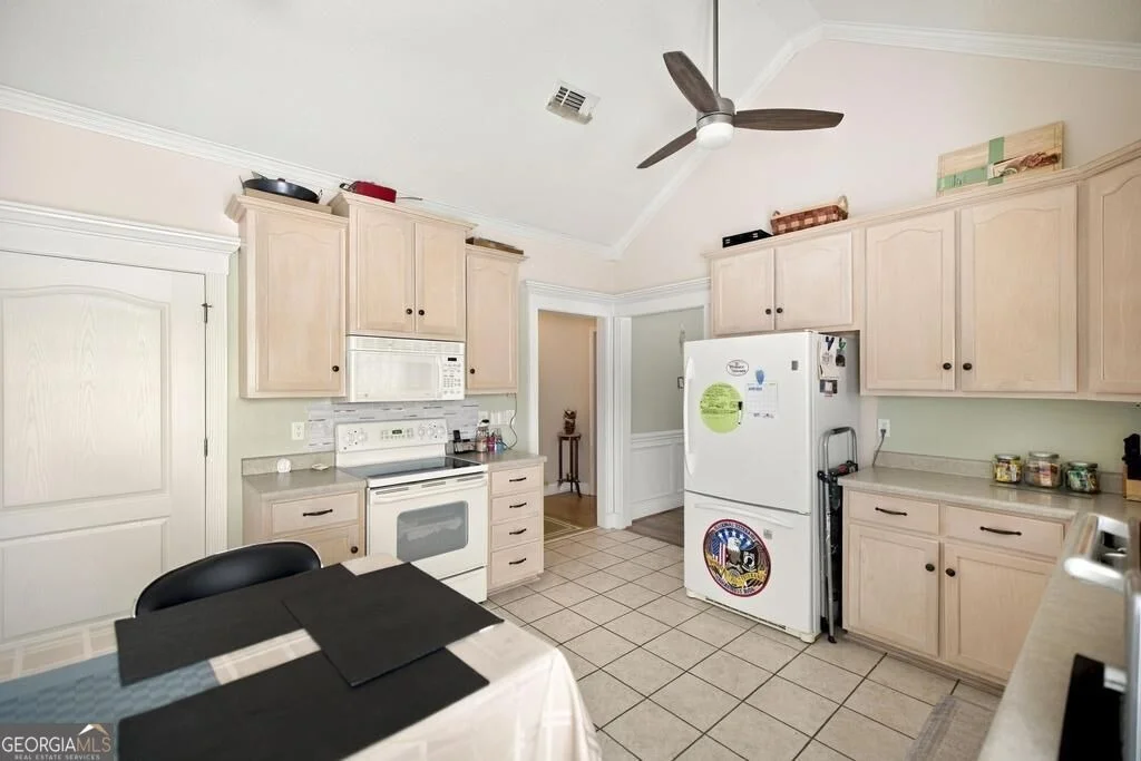 Photo of 256 Ellicott Drive