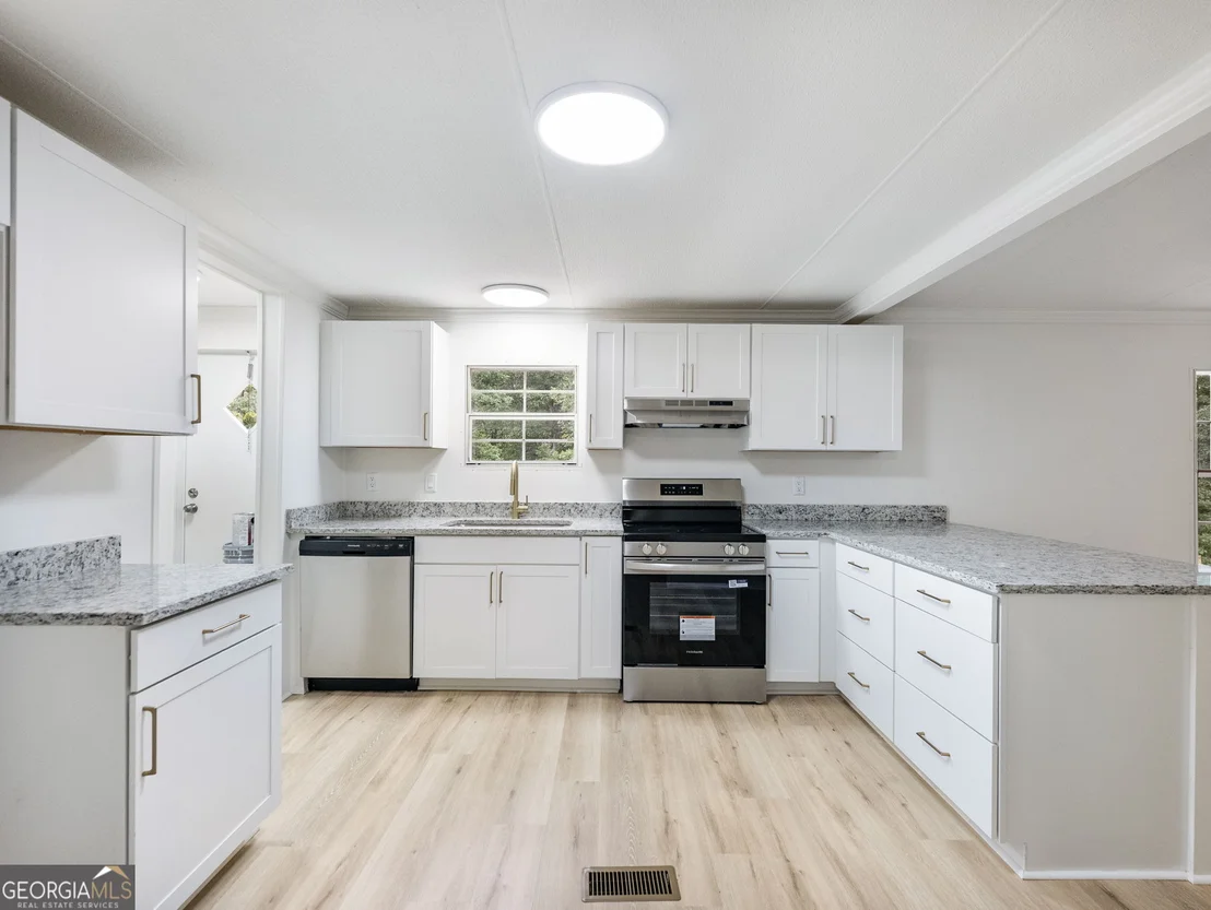 Photo of 1114 Neal Road
