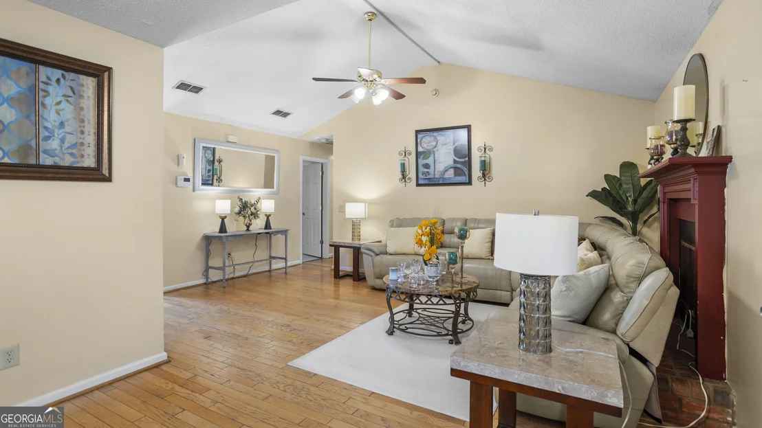 Photo of 479 McCumber Drive
