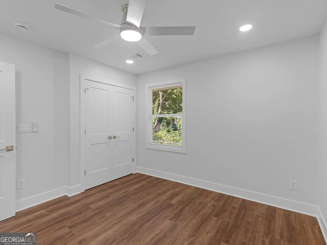 Photo of 984 Morrow Road