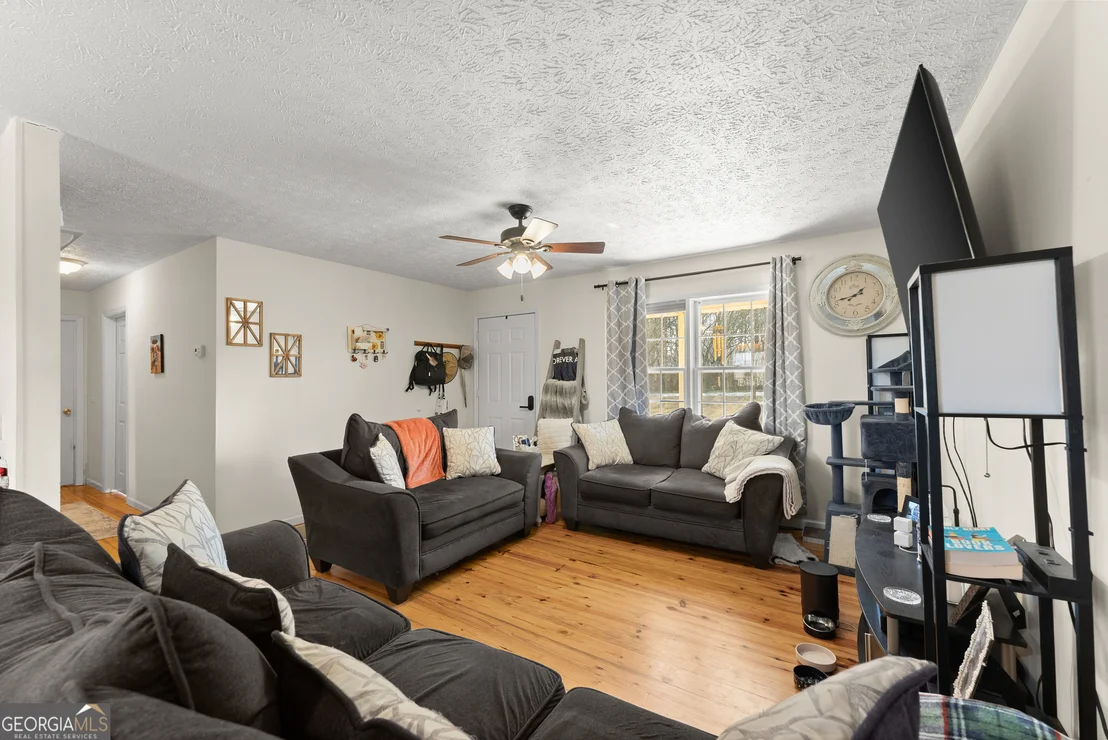 Photo of 431 Clover Leaf Road