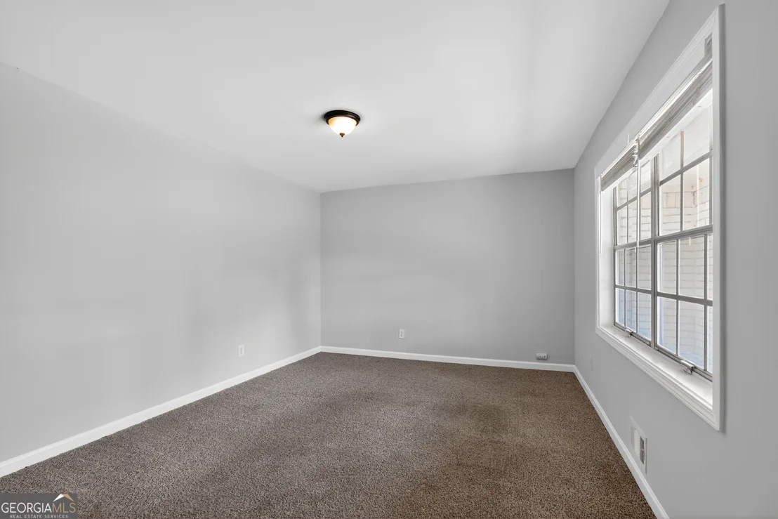 Photo of 2791 Knollview Drive