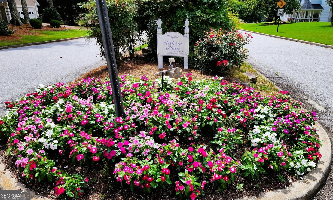 Photo of 1881 Flowering Drive