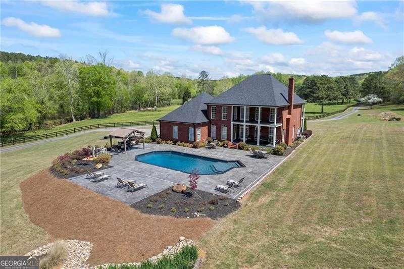 Photo of 175 Tom Jones Road