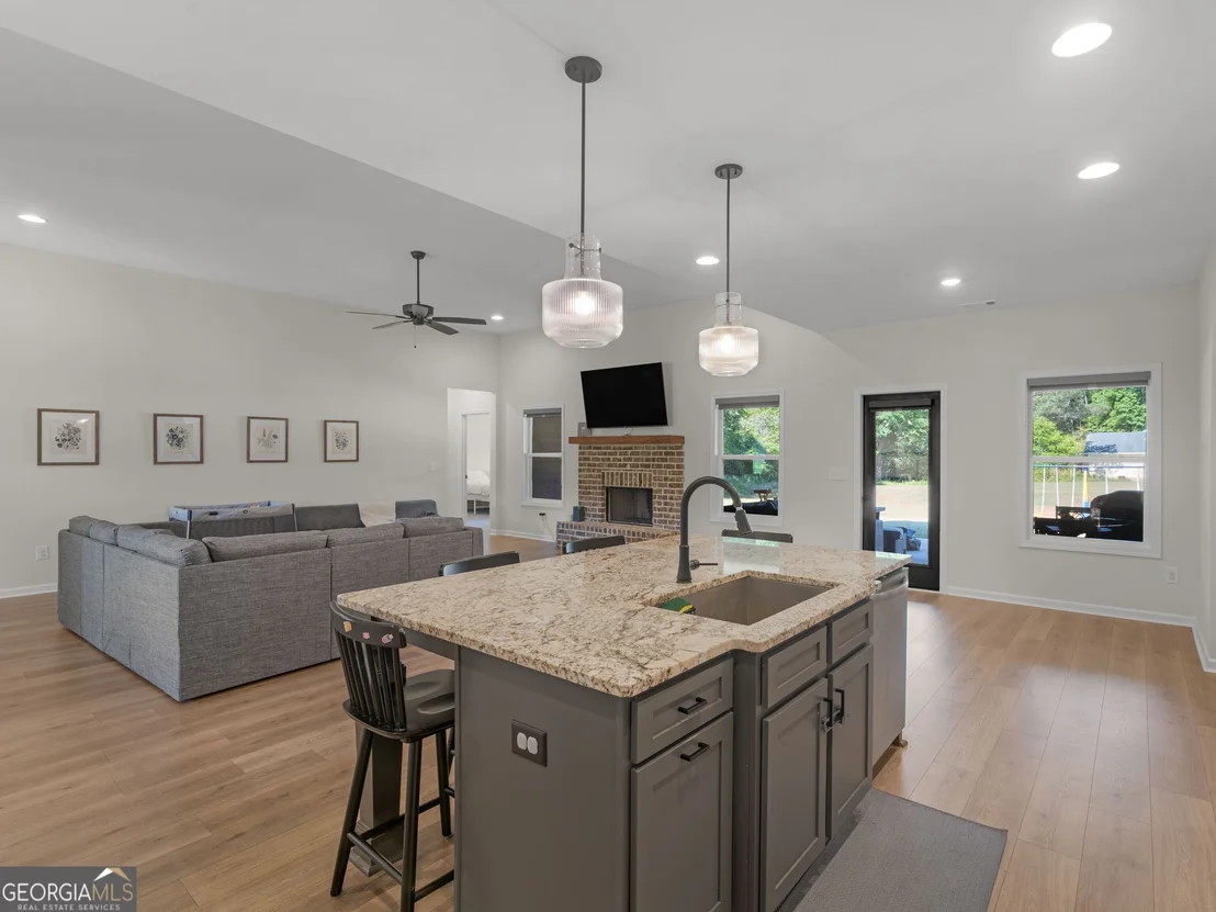 Photo of 55 Hood Road