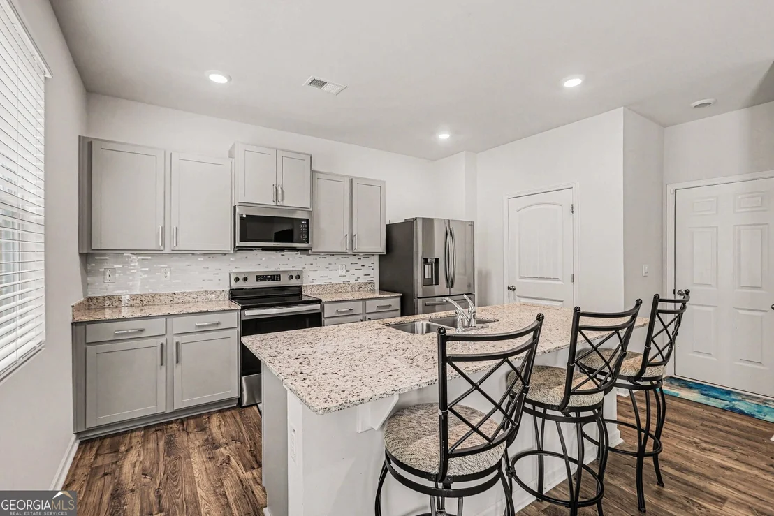 Photo of 8233 Bluewater Drive