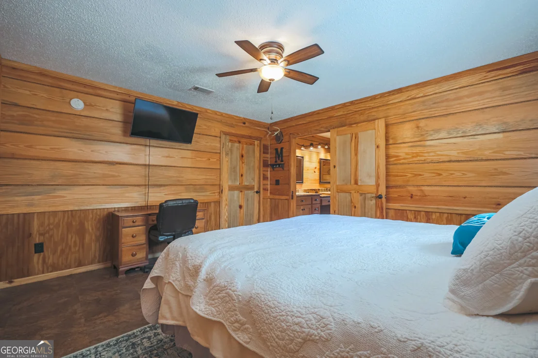 Photo of 3733 Oak Hill Road