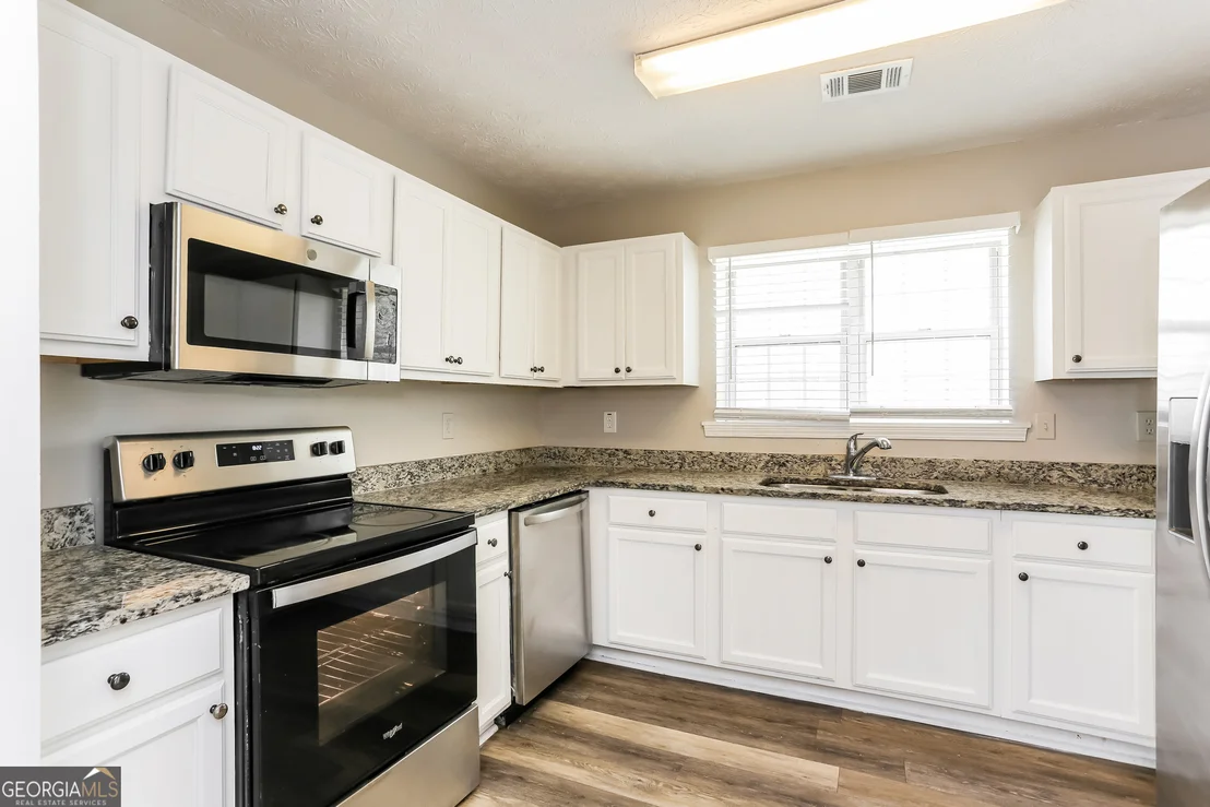 Photo of 372 Jasmine Drive