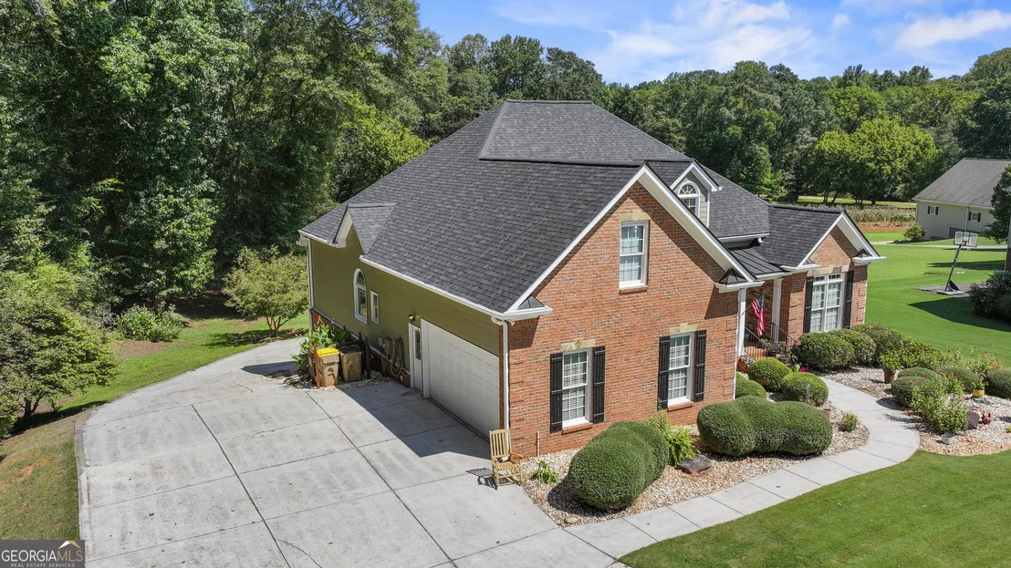 Photo of 100 Cole Point