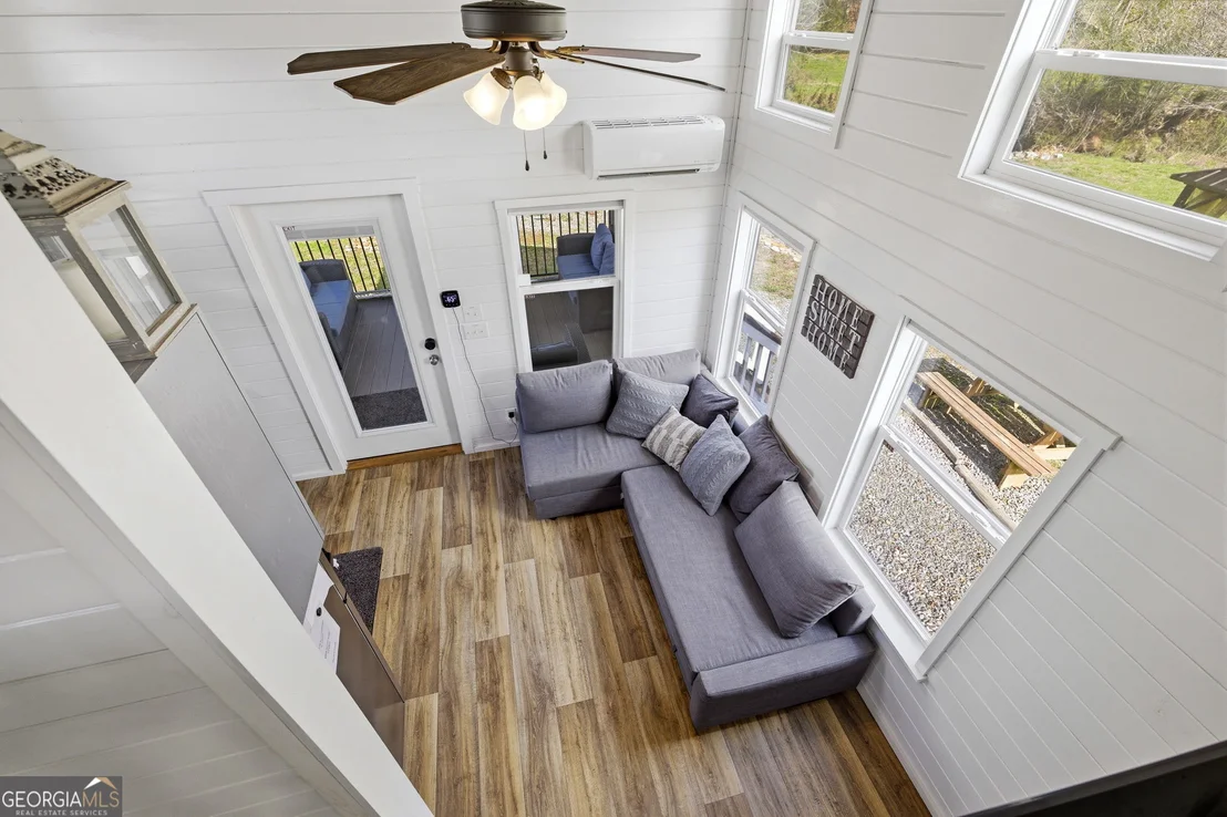 Photo of 102 Mountain Meadows Drive