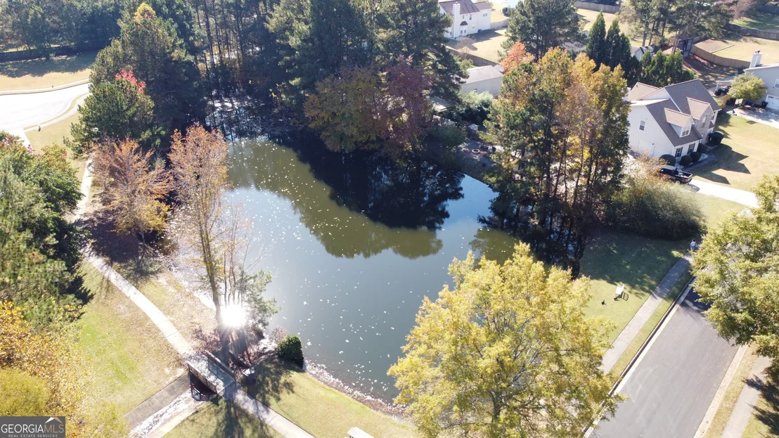 Photo of 102 Silverleaf Lane