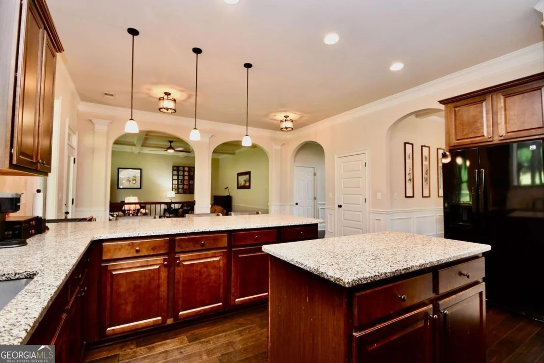 Photo of 1140 Riverhill Drive