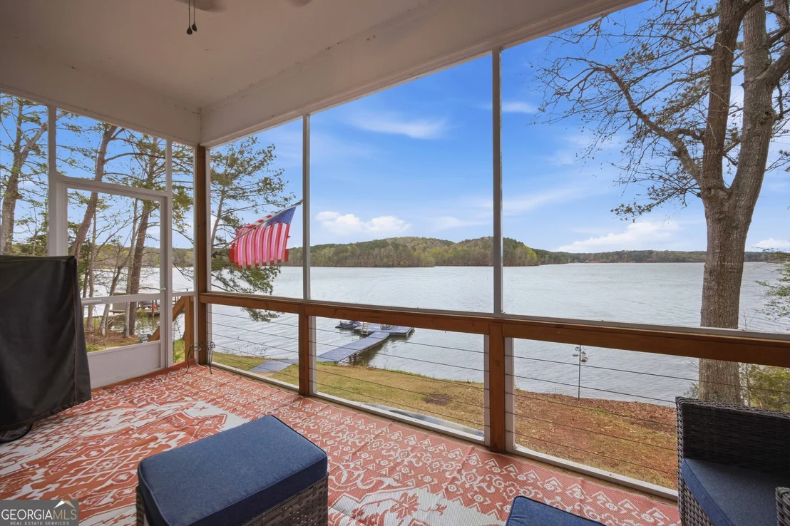 Photo of 1077 LEE ROAD 370