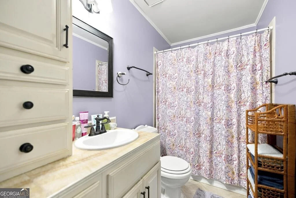 Photo of 396 Luton Pl