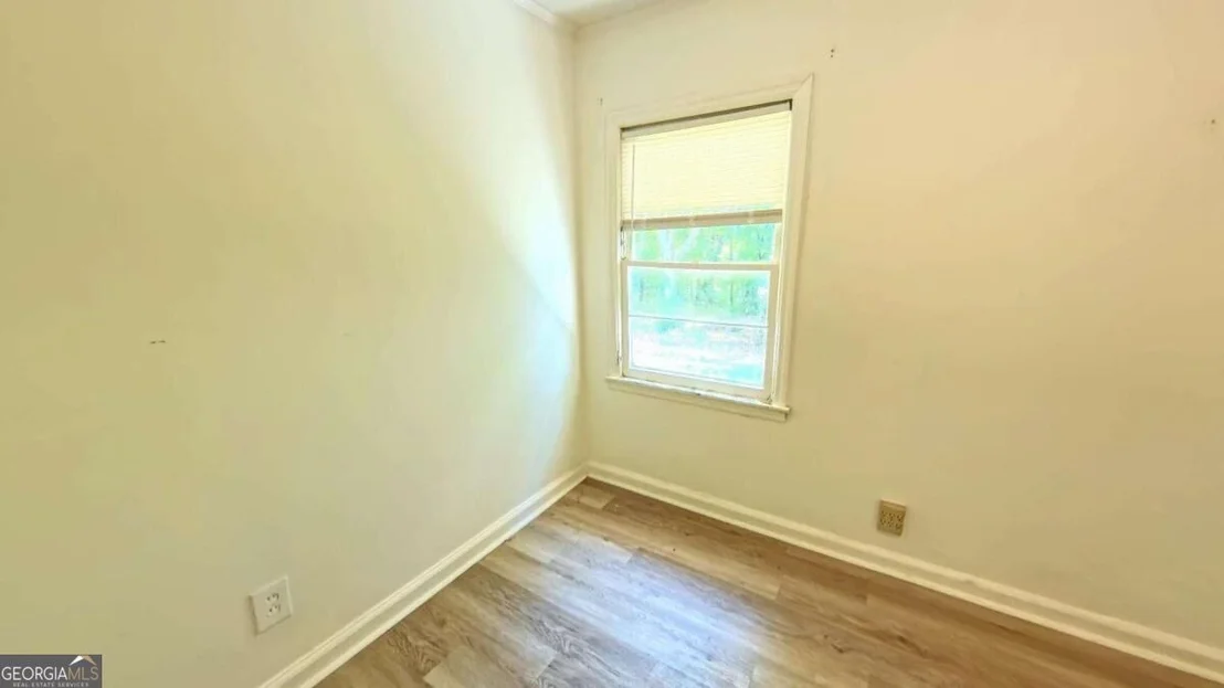 Photo of 75 Collins Road