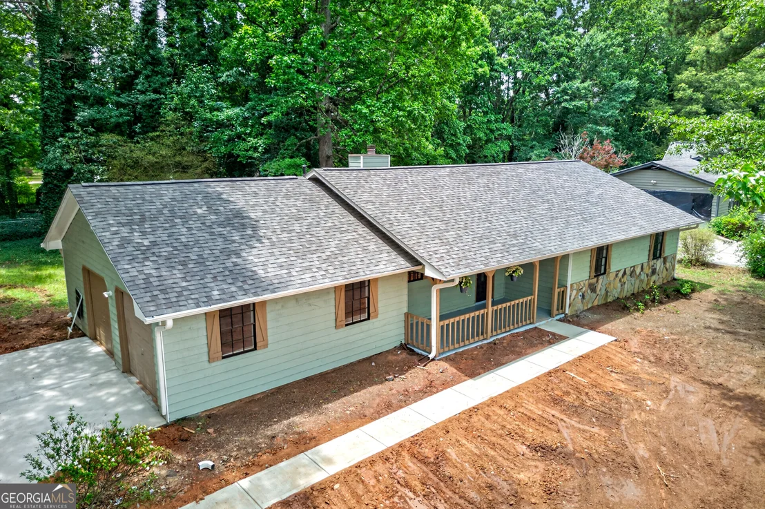 Photo of 1903 Old Concord Drive SE
