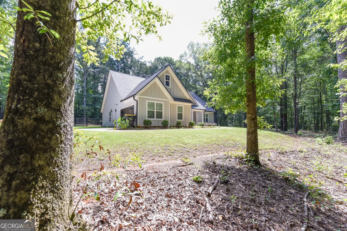 Photo of 4668 Gordon Road