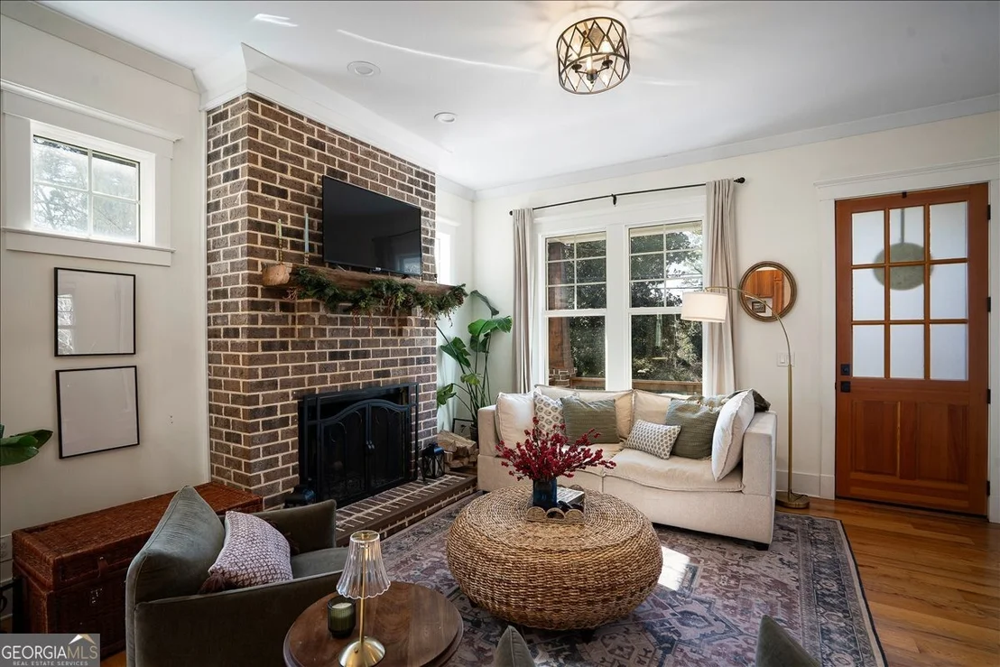 Photo of 435 Walton Street