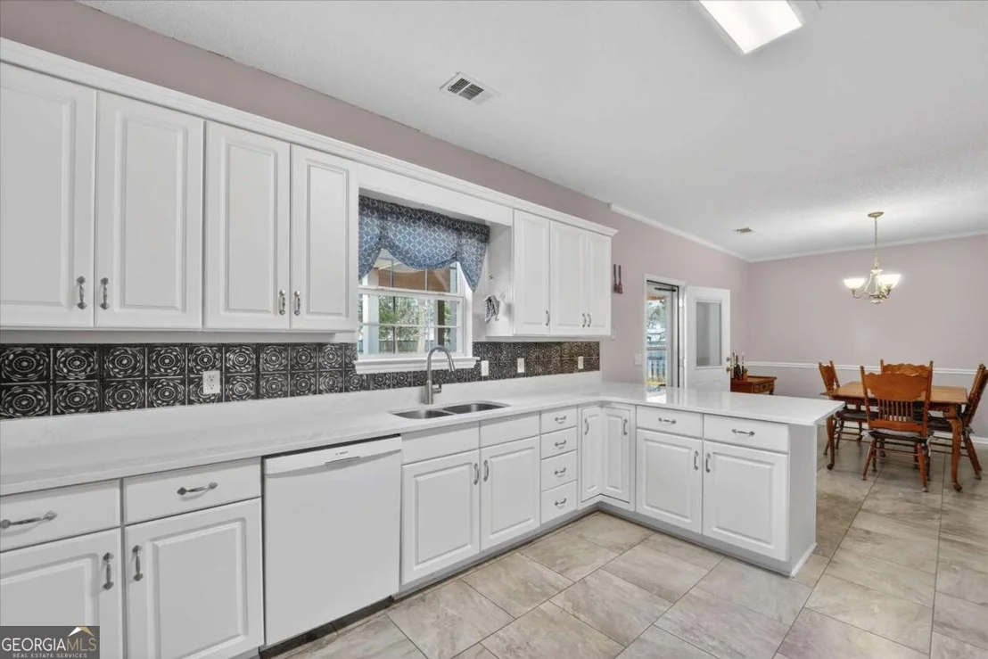 Photo of 330 Central Avenue