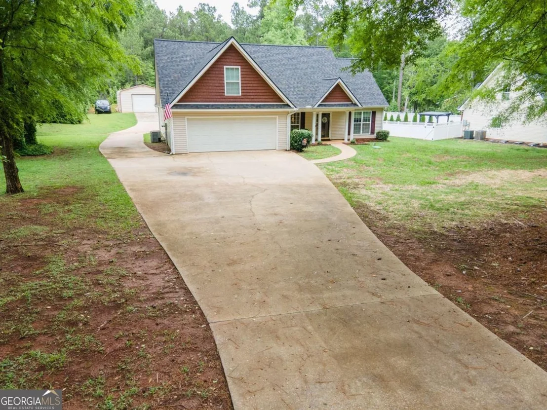 Photo of 1368 Glass Bridge Road
