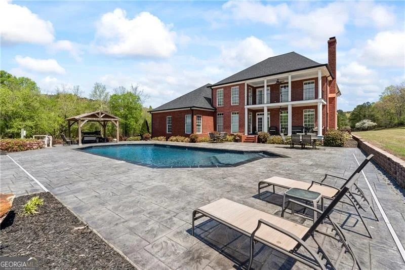 Photo of 175 Tom Jones Road