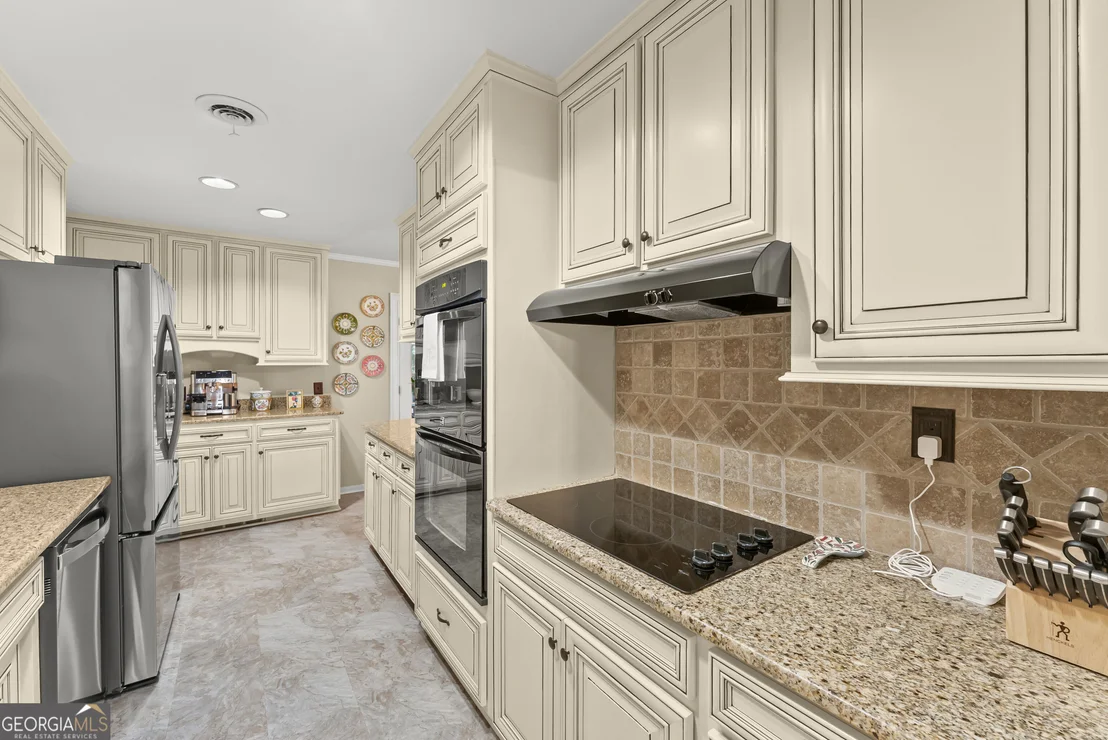 Photo of 290 Cochran Drive