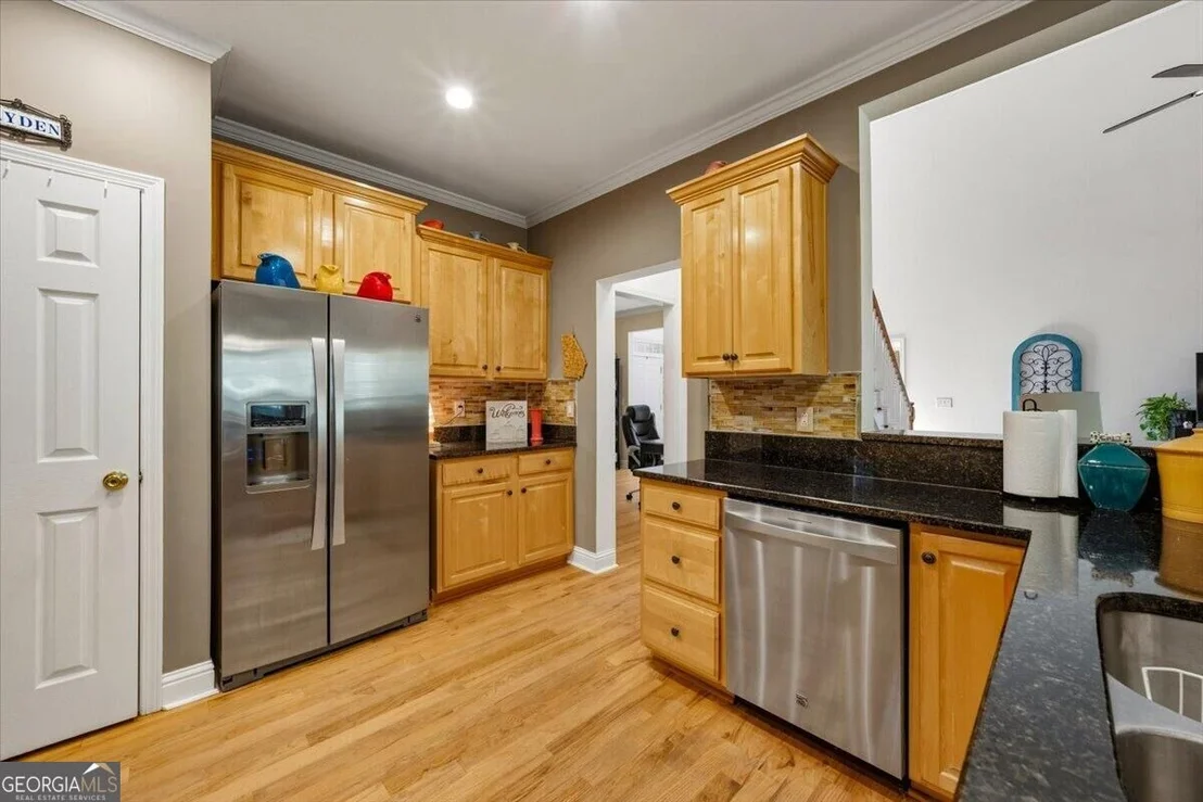 Photo of 920 Huntcliffe Drive