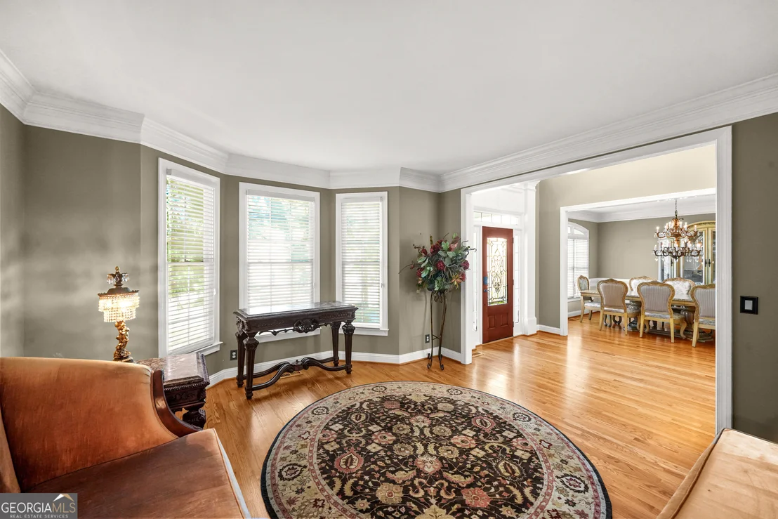 Photo of 990 Autumn Close