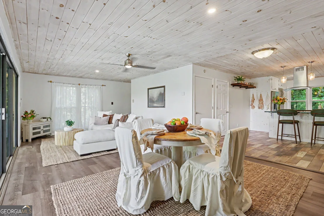 Photo of 931 Timber Bluff Drive