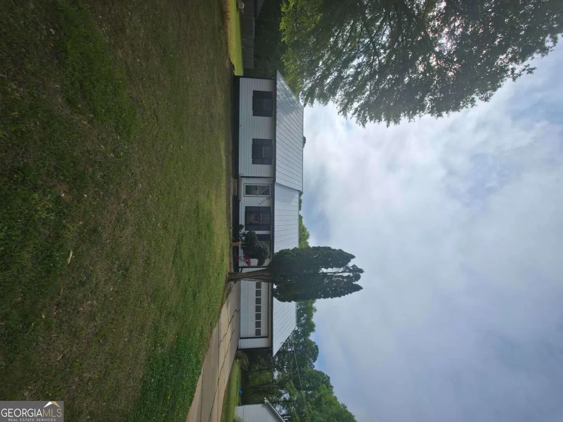 Photo of 177 Helen Drive NW
