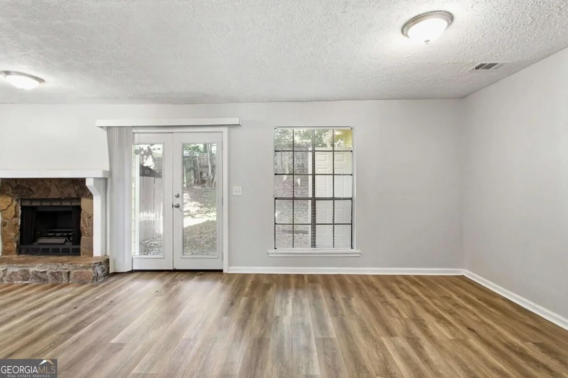 Photo of 4732 Old Highgate Entry