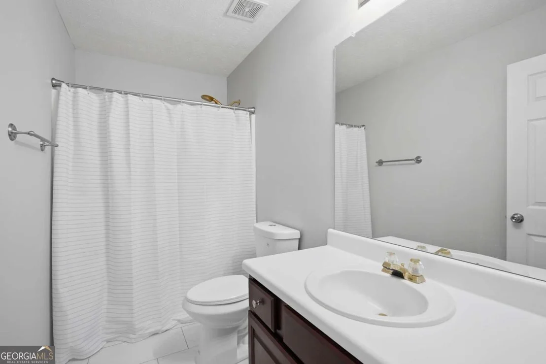 Photo of 3385 Northcliff Drive