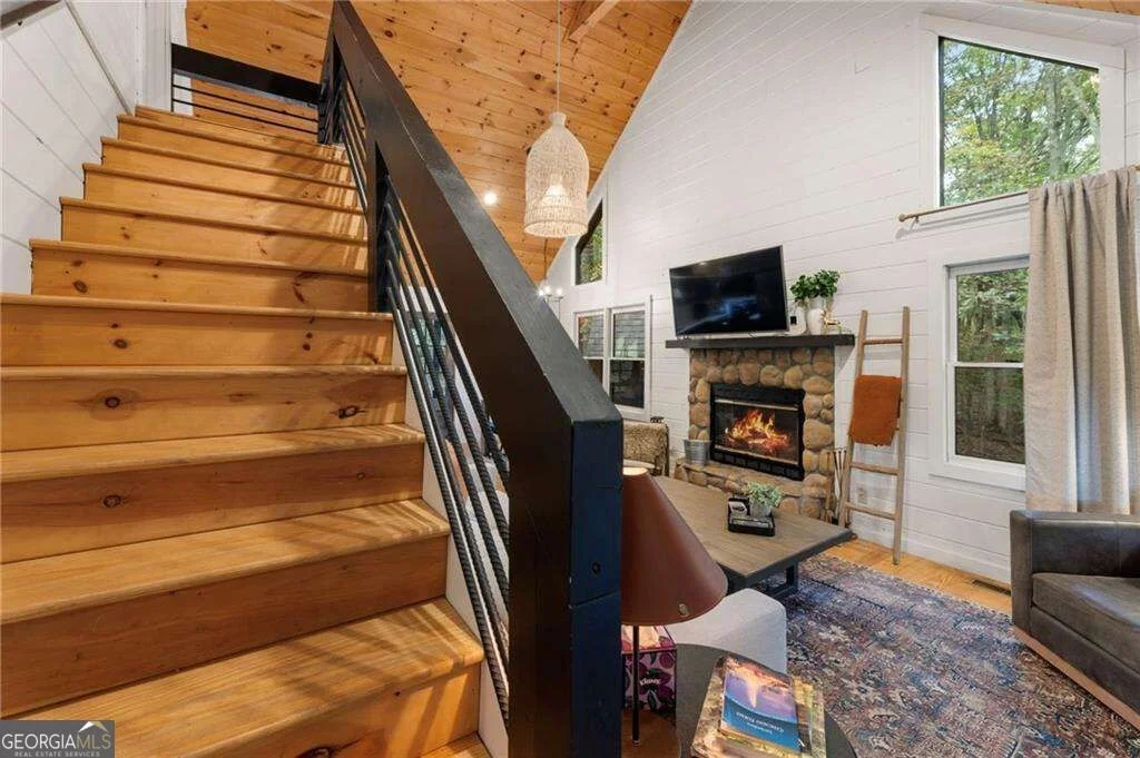 Photo of 120 Brookhaven Trail
